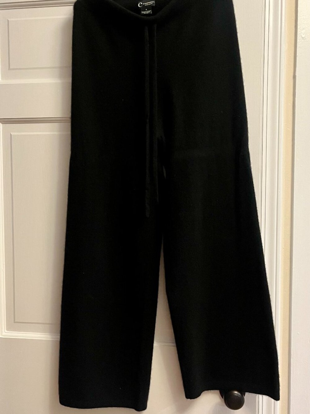 Black cashmere pants